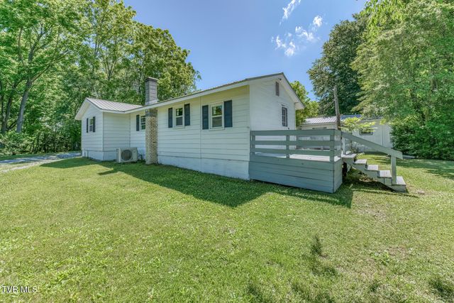 1902 Omaha Lane, Johnson City, TN 37601