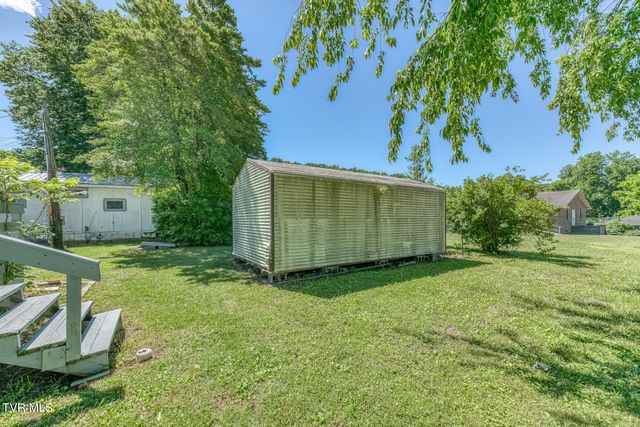 1902 Omaha Lane, Johnson City, TN 37601