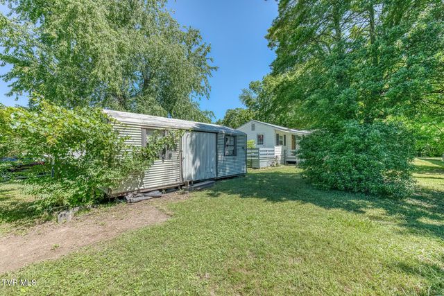 1902 Omaha Lane, Johnson City, TN 37601