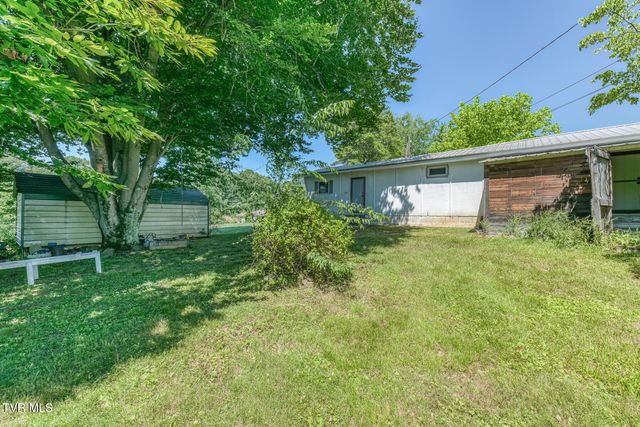 1902 Omaha Lane, Johnson City, TN 37601