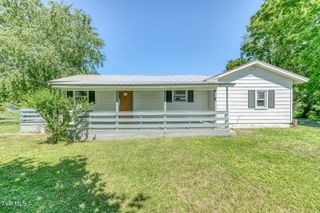 1902 Omaha Lane, Johnson City, TN 37601