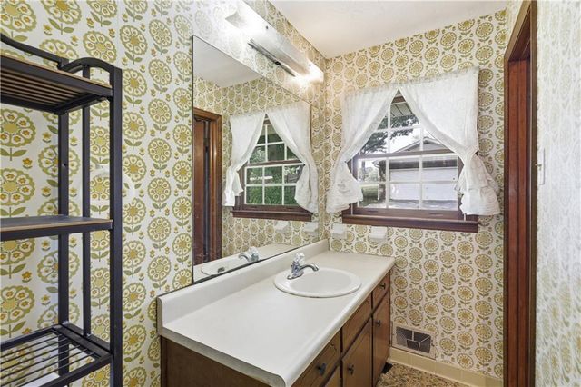 2171 Pinehurst Road, Snellville, GA 30078