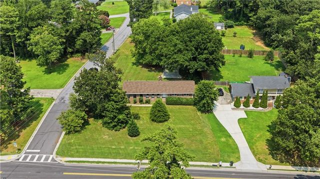 2171 Pinehurst Road, Snellville, GA 30078