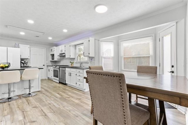 1646 Desford SW Court, Marietta, GA 30064