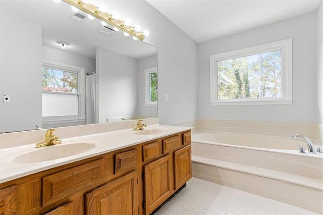 1646 Desford SW Court, Marietta, GA 30064