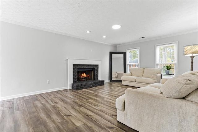 1646 Desford SW Court, Marietta, GA 30064