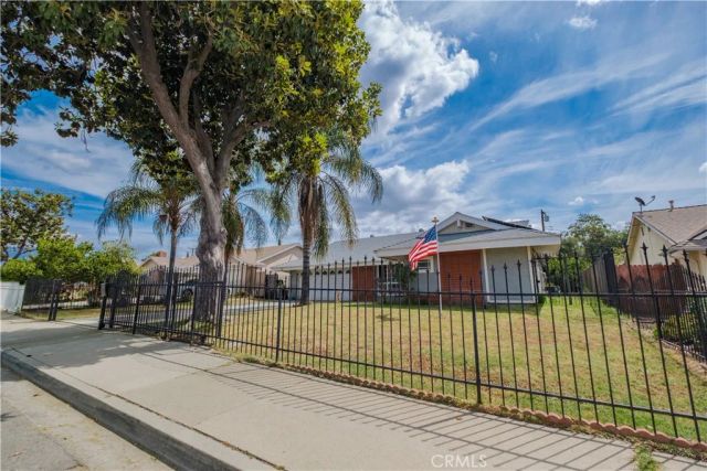 1938 Marigold St, Pomona, CA 91767