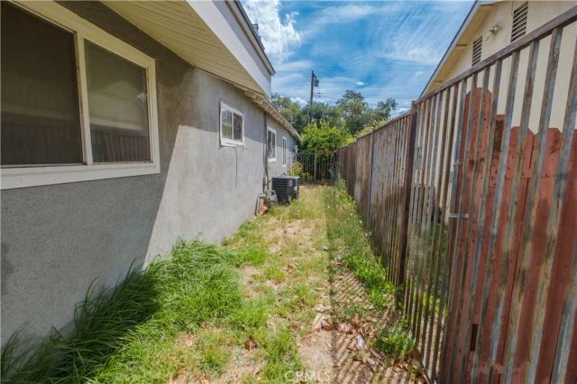 1938 Marigold St, Pomona, CA 91767