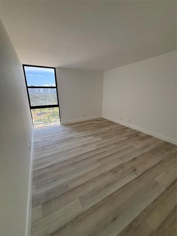 20301 W Country Club Drive 1127, Aventura, FL 33180