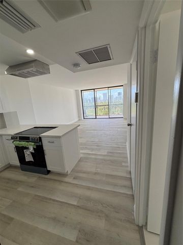 20301 W Country Club Drive 1127, Aventura, FL 33180