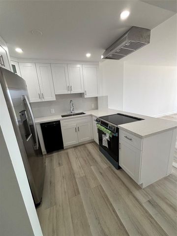 20301 W Country Club Drive 1127, Aventura, FL 33180