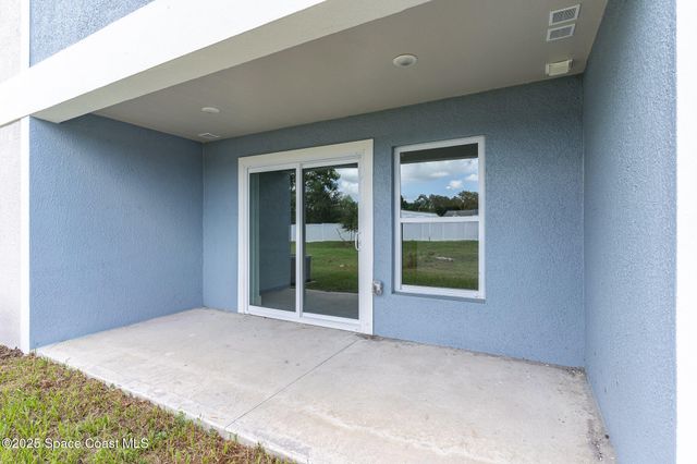 1635 Par Street NE 2103, Palm Bay, FL 32905