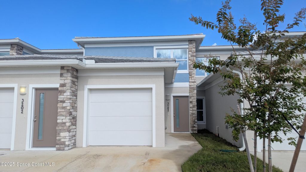 1635 Par Street NE 2103, Palm Bay, FL 32905