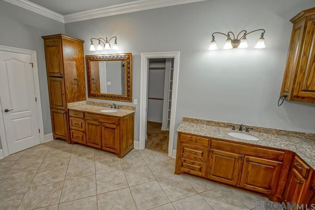 14150 Lockhart Ln, Walker, LA 70785