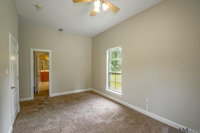 14150 Lockhart Ln, Walker, LA 70785