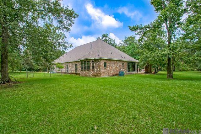 14150 Lockhart Ln, Walker, LA 70785