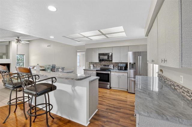 2904 PINE CLUB DRIVE, Plant City, FL 33566