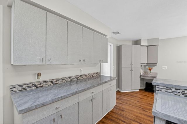 2904 PINE CLUB DRIVE, Plant City, FL 33566