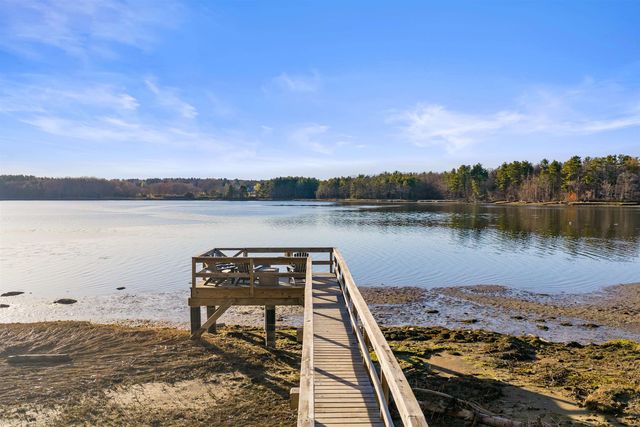 24 Deborah Lane, Dover, NH 03820