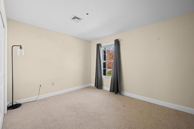 24 Deborah Lane, Dover, NH 03820
