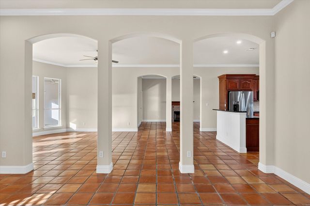 106 Lakeshore Drive, Waxahachie, TX 75165