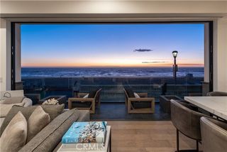 2200 The Strand A, Manhattan Beach, CA 90266
