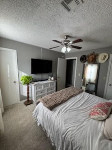 803 4th Avenue, Gravette, AR 72736
