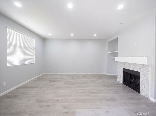 1800 E Lakeshore Drive 1006, Lake Elsinore, CA 92530