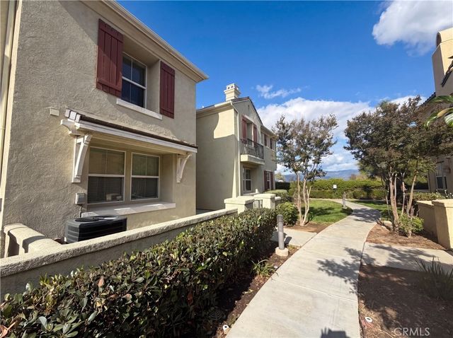1800 E Lakeshore Drive 1006, Lake Elsinore, CA 92530