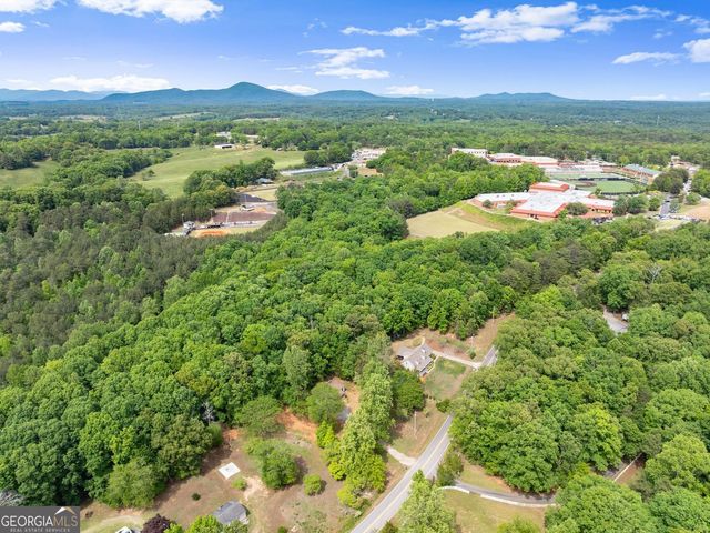 4934 Rilla Road, Gainesville, GA 30506
