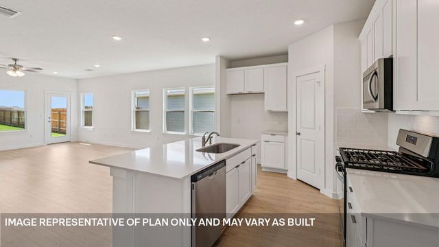 18124 Blazing Ranch LN, Manor, TX 78653