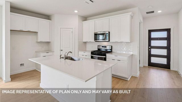 18124 Blazing Ranch LN, Manor, TX 78653