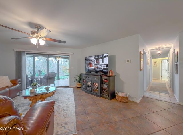 5091 Lake Bluff Circle, Marianna, FL 32446