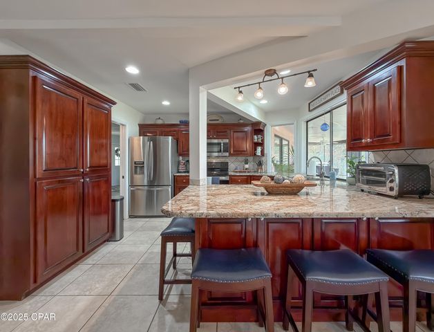 5091 Lake Bluff Circle, Marianna, FL 32446