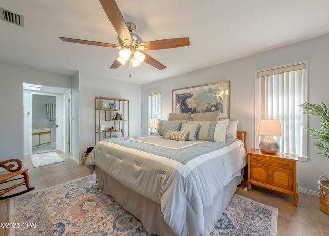 5091 Lake Bluff Circle, Marianna, FL 32446