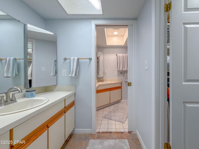 5091 Lake Bluff Circle, Marianna, FL 32446