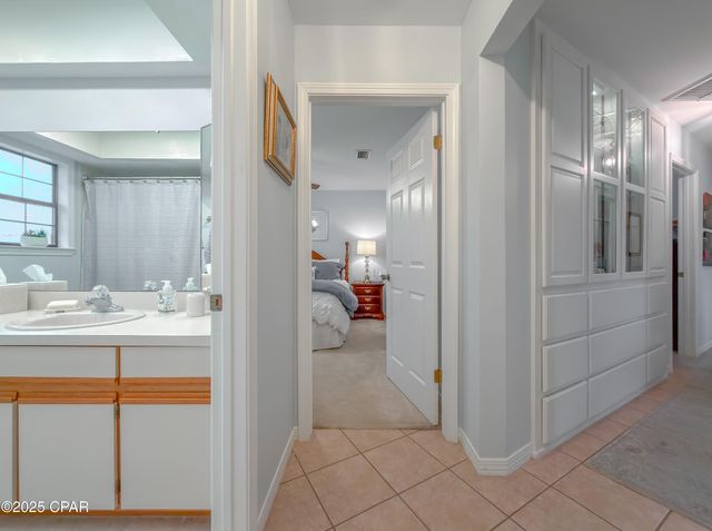 5091 Lake Bluff Circle, Marianna, FL 32446