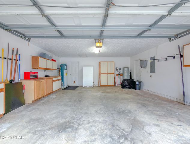 5091 Lake Bluff Circle, Marianna, FL 32446