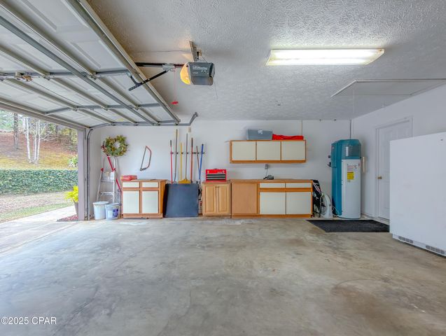 5091 Lake Bluff Circle, Marianna, FL 32446