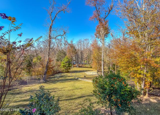 5091 Lake Bluff Circle, Marianna, FL 32446