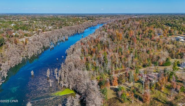 5091 Lake Bluff Circle, Marianna, FL 32446