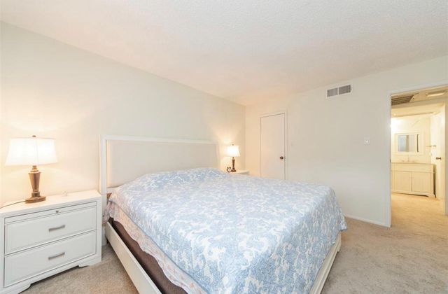 10049 Westpark Drive 186, Houston, TX 77042