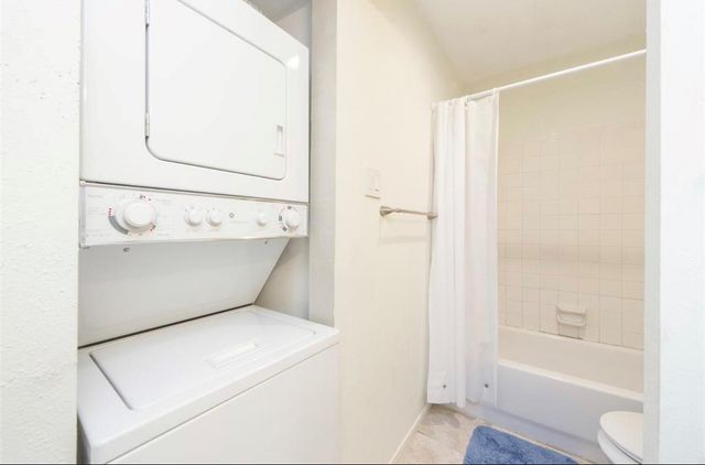 10049 Westpark Drive 186, Houston, TX 77042