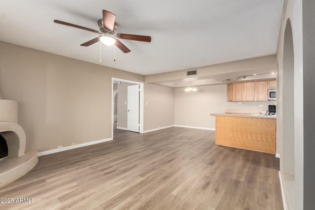 10410 N Cave Creek Road 1011, Phoenix, AZ 85020