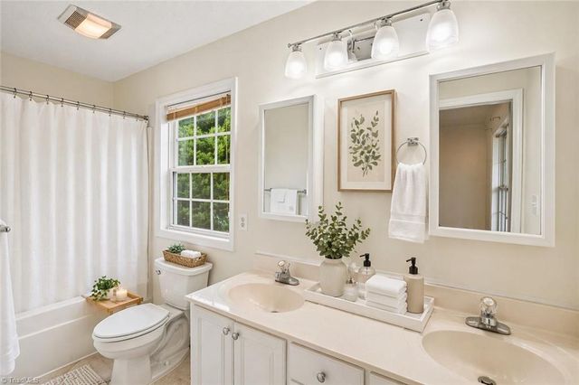 1748 Harper Spring Drive, Clemmons, NC 27012