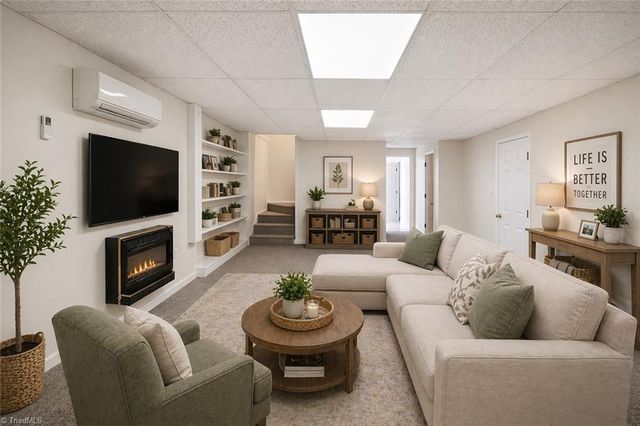 1748 Harper Spring Drive, Clemmons, NC 27012