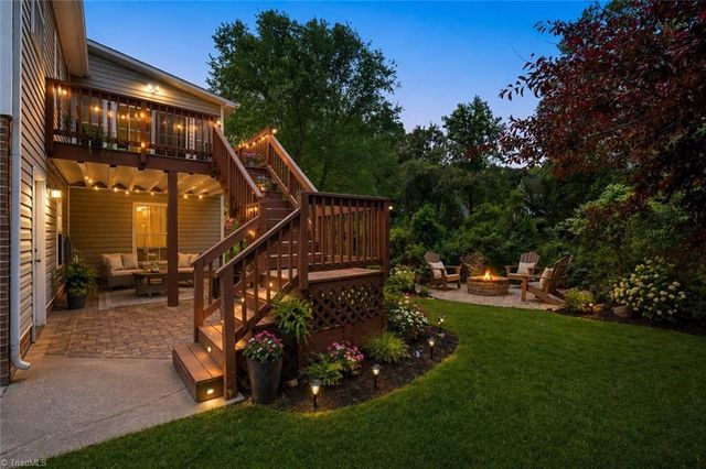 1748 Harper Spring Drive, Clemmons, NC 27012