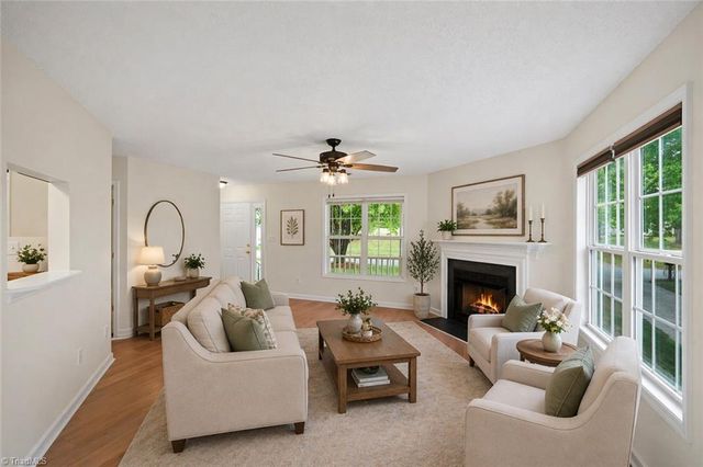 1748 Harper Spring Drive, Clemmons, NC 27012