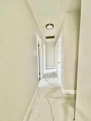 5630 Hollywood Boulevard, Hollywood, FL 33021