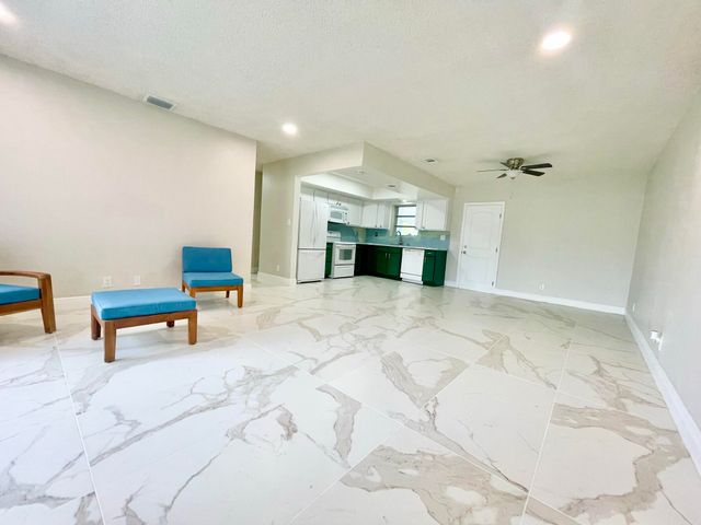 5630 Hollywood Boulevard, Hollywood, FL 33021